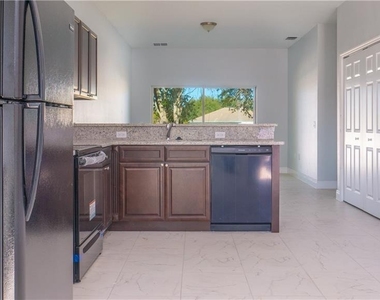 401 Albatross Court - Photo Thumbnail 2