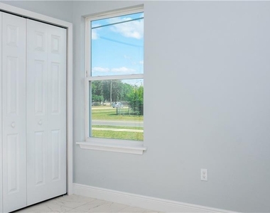 401 Albatross Court - Photo Thumbnail 7
