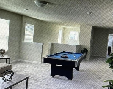 7239 Oakmoss Loop - Photo Thumbnail 14