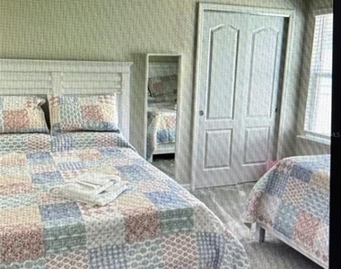 7239 Oakmoss Loop - Photo Thumbnail 18