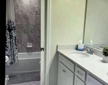 7239 Oakmoss Loop - Photo Thumbnail 6