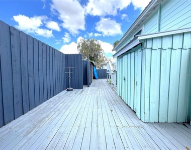 222 Ne 1st Avenue - Photo Thumbnail 21