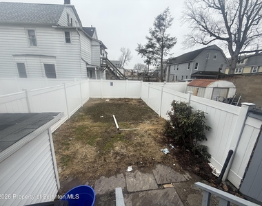 216 Horton Street - Photo Thumbnail 10