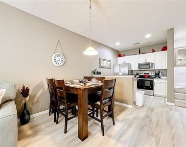 8986 Shine Drive - Photo Thumbnail 7