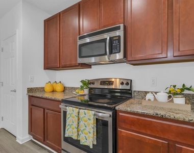 2943 Casabella Drive - Photo Thumbnail 1
