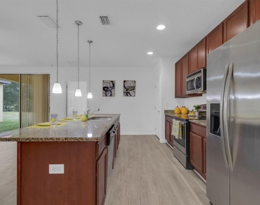 2943 Casabella Drive - Photo Thumbnail 3
