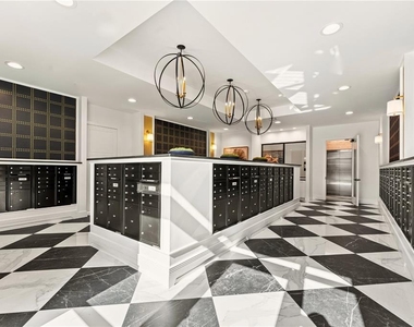 2285 Crown Village Road - Photo Thumbnail 33