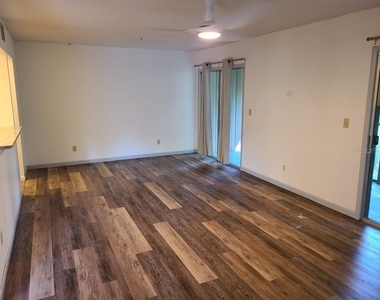 120 Hibiscus Woods Court - Photo Thumbnail 24
