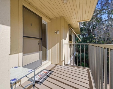 120 Hibiscus Woods Court - Photo Thumbnail 8