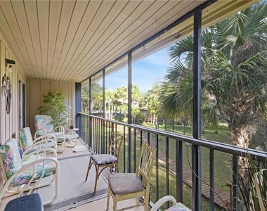 120 Hibiscus Woods Court - Photo Thumbnail 20