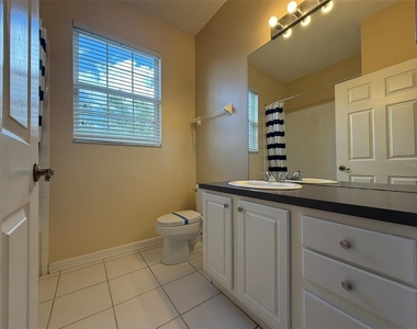 13560 Turtle Marsh Loop - Photo Thumbnail 12