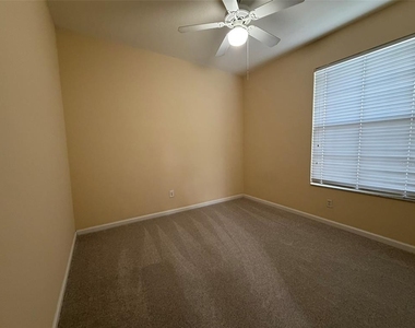 13560 Turtle Marsh Loop - Photo Thumbnail 11