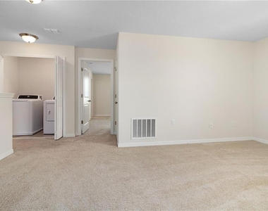 16507 Outter Grove Alley - Photo Thumbnail 16