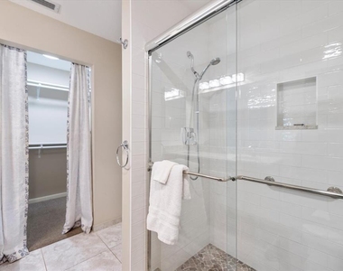 772 Bird Bay Drive N - Photo Thumbnail 28