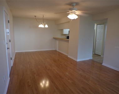 634 Bird Bay Drive E - Photo Thumbnail 6