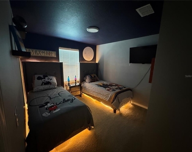 5151 Adelaide Drive - Photo Thumbnail 13