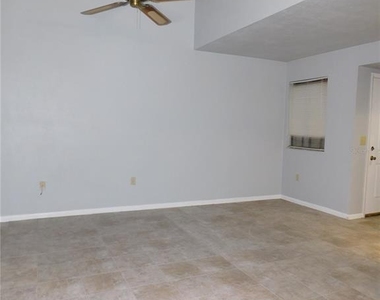 4385 Sw 20th Lane - Photo Thumbnail 4