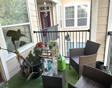 1101 Vintage Village Lane - Photo Thumbnail 12