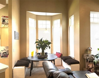 1101 Vintage Village Lane - Photo Thumbnail 6