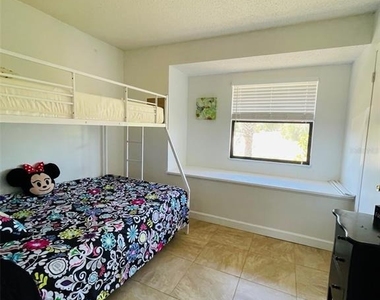18310 Burkholder Circle - Photo Thumbnail 13
