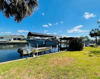 18310 Burkholder Circle - Photo Thumbnail 19