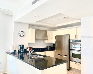 1350 Main Street - Photo Thumbnail 3