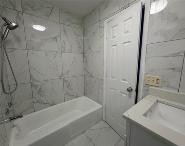 1365 Alton Road - Photo Thumbnail 12