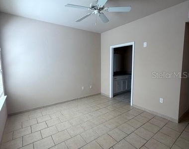 5611 Bidwell Parkway - Photo Thumbnail 8