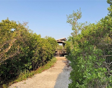 1664 Starling Drive - Photo Thumbnail 56
