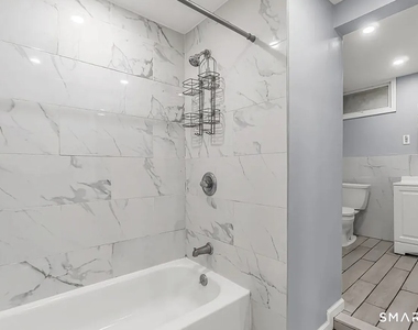 1220 Pembroke Street - Photo Thumbnail 9