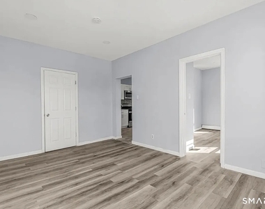 1220 Pembroke Street - Photo Thumbnail 3