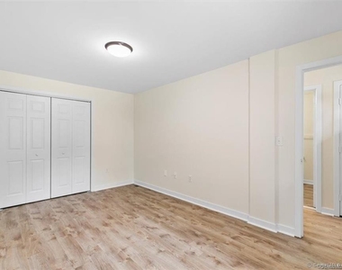 86 Howe Street - Photo Thumbnail 19