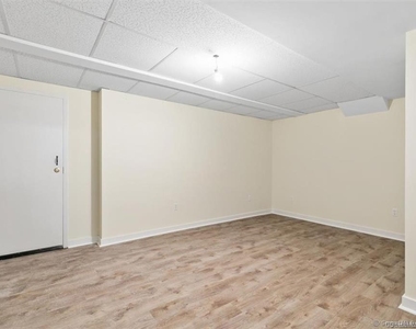 86 Howe Street - Photo Thumbnail 30