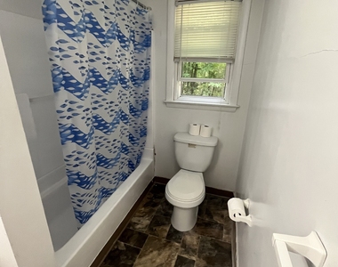 332 Richmond Road - Photo Thumbnail 7