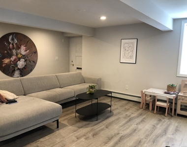 90 Iroquois Road - Photo Thumbnail 4