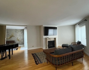 69 Harbour Close - Photo Thumbnail 3