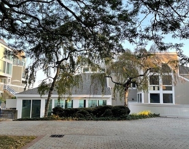 69 Harbour Close - Photo Thumbnail 22