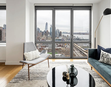 West 57th Street and 11th avenue - Photo Thumbnail 5