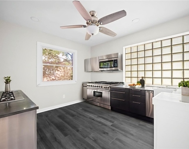 505 Wylie - Photo Thumbnail 15