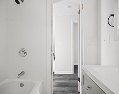 505 Wylie - Photo Thumbnail 29