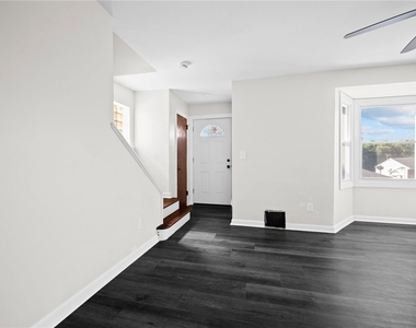 505 Wylie - Photo Thumbnail 3