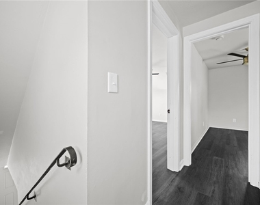 505 Wylie - Photo Thumbnail 19