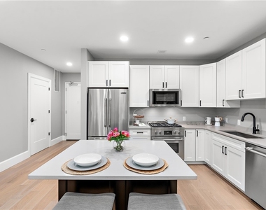 350 Oliver  Avenue - Photo Thumbnail 12