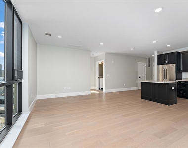 350 Oliver Avenue - Photo Thumbnail 21