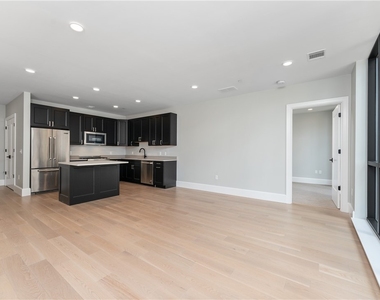 350 Oliver Avenue - Photo Thumbnail 23