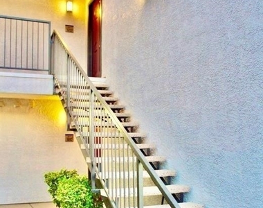 950 Seven Hills Drive - Photo Thumbnail 1