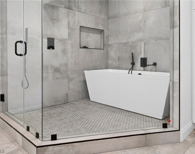 5270 Sepulveda Boulevard - Photo Thumbnail 20