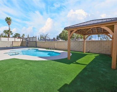 5270 Sepulveda Boulevard - Photo Thumbnail 25