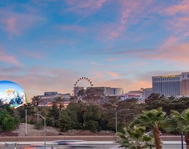 360 E Desert Inn Road - Photo Thumbnail 43