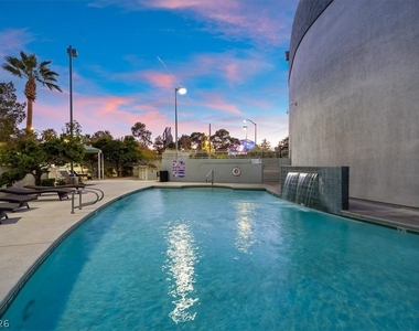 360 E Desert Inn Road - Photo Thumbnail 47
